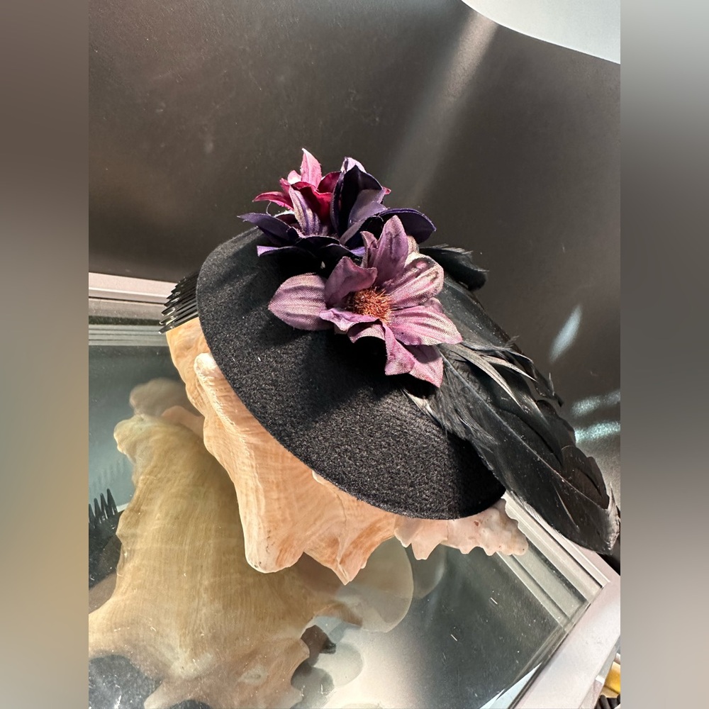 DARK PURPLE AND BLACK  FASCINATOR hat / hair  Accessories - Picture 3 of 14